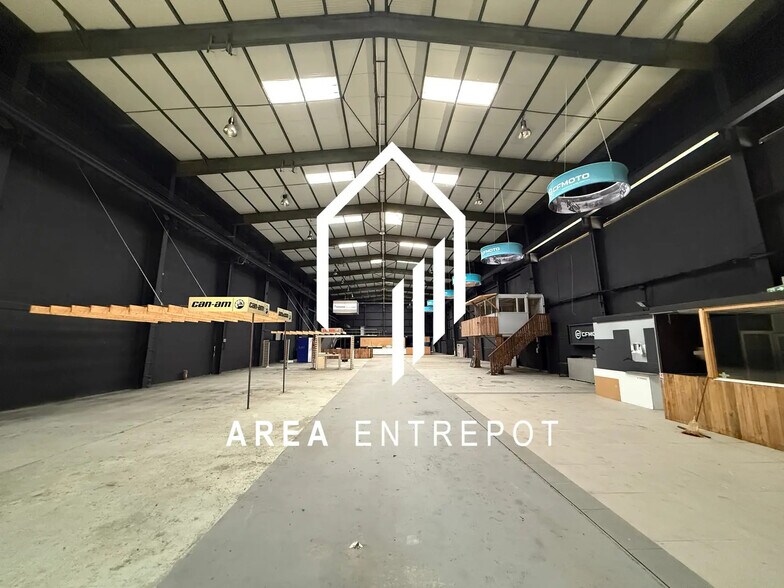 Industriel dans Aubagne à louer - Photo intérieure - Image 2 de 8