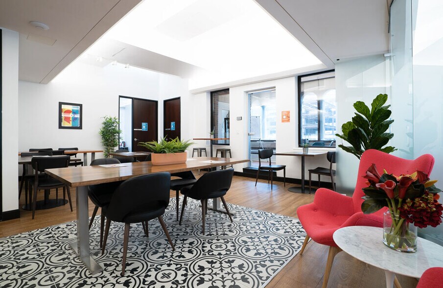 350 Bay St, Toronto, ON à louer - Photo intérieure - Image 3 de 13