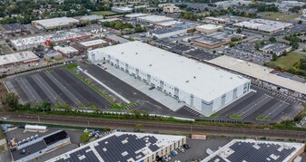 Nassau Logistics Center - Warehouse