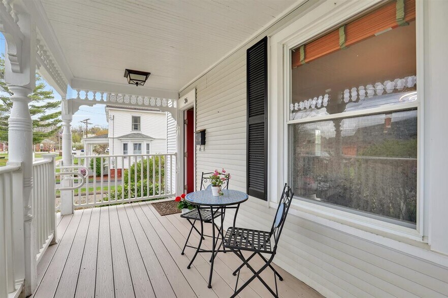 36 School St, Glastonbury, CT à vendre - Photo du bâtiment - Image 3 de 32