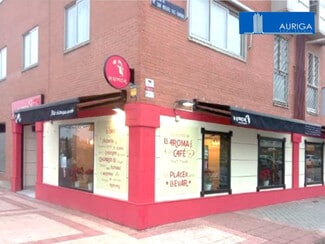 Plus de détails pour Multi-résidentiel à vendre