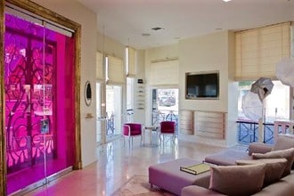 8460 Santa Monica Blvd, West Hollywood, CA for sale Interior Photo- Image 1 of 5