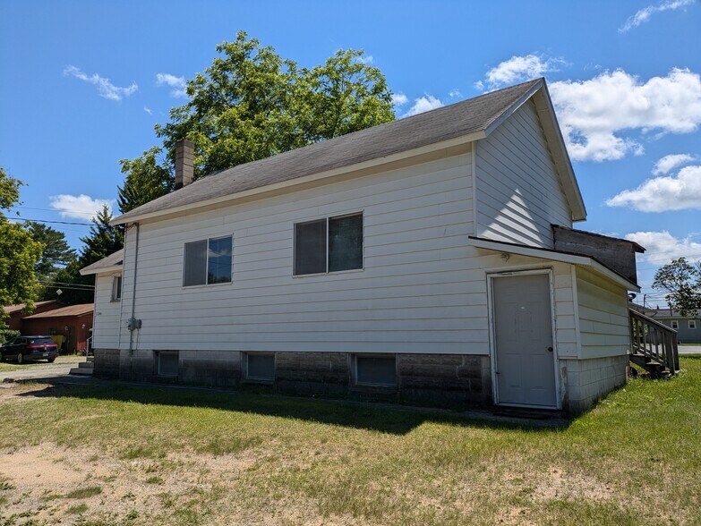 12520 State St, Atlanta, MI à vendre - Photo du bâtiment - Image 3 de 76