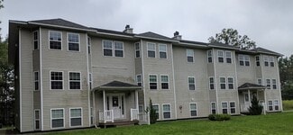 Plus de détails pour 39 Village Cir, Ithaca, NY - Multi-résidentiel à vendre