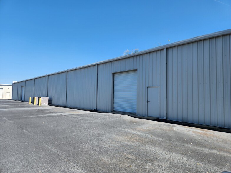 300 Commerce Center Dr, Brunswick, GA à vendre - Photo du bâtiment - Image 2 de 7