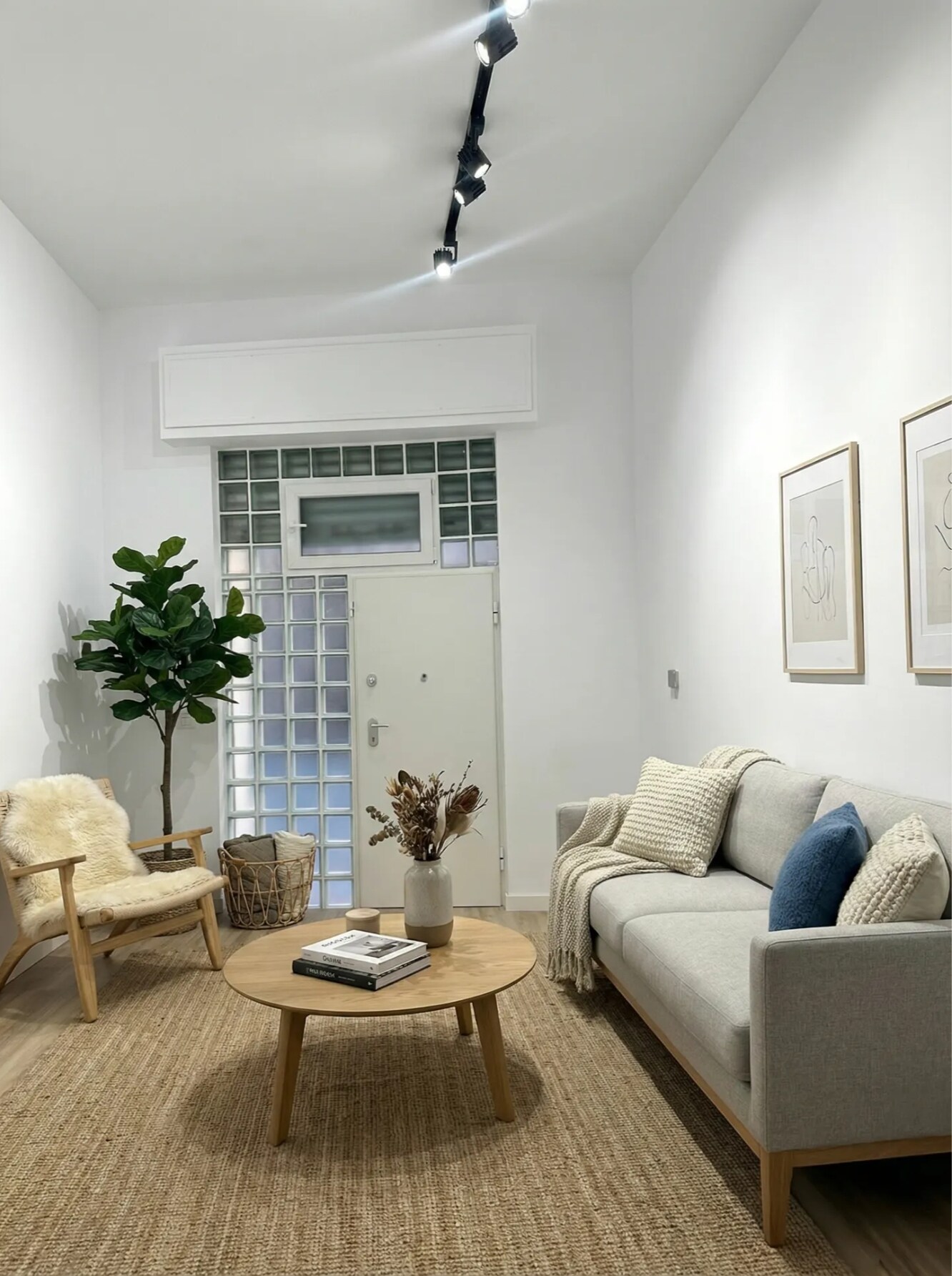 Immeuble residentiel dans Barcelone, Barcelona à vendre Photo principale- Image 1 de 4