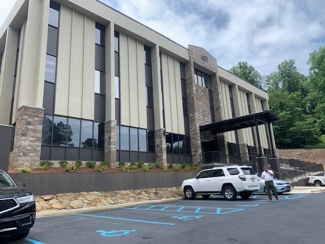 601 Vestavia Pky, Birmingham, AL for lease - Building Photo - Image 3 of 10