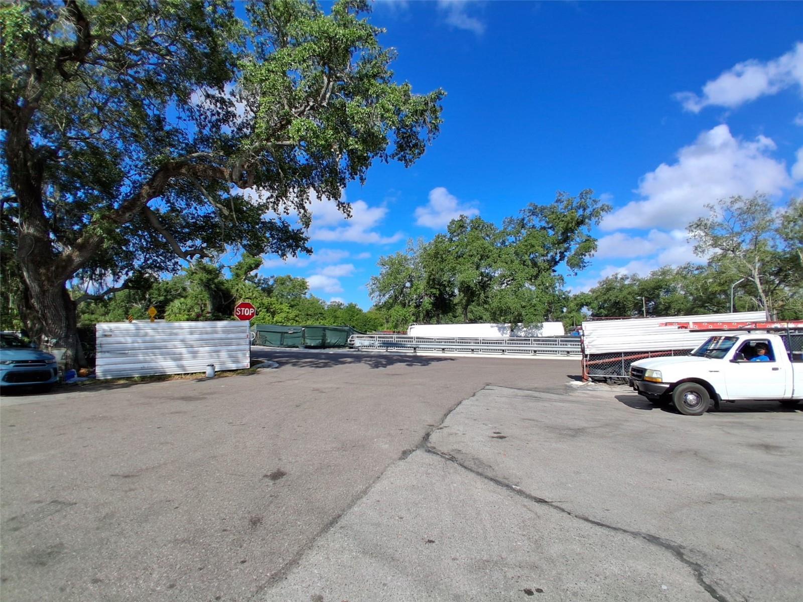 7001 Causeway Blvd, Tampa, FL for sale Building Photo- Image 1 of 17