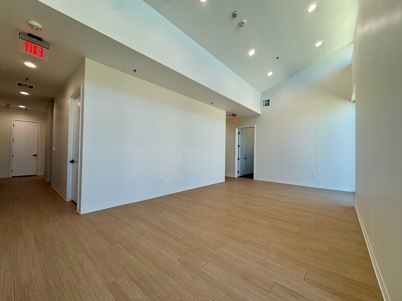 1400 N Coit Rd, McKinney, TX à louer - Photo du bâtiment - Image 3 de 28