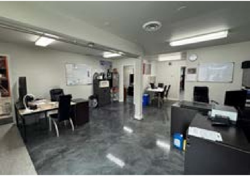 8528 123rd St, Surrey, BC V3W 3V6 - Unit 34-35 - - Interior Photo - Image 2 of 8