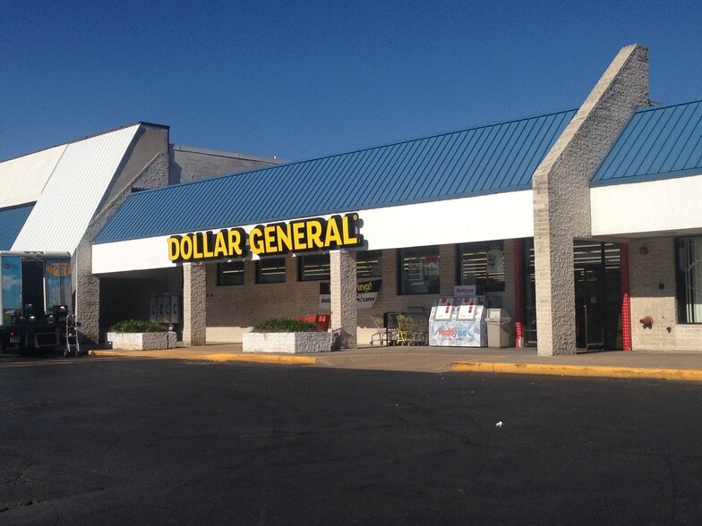 2173-2229 S Main St, Harrisonburg, VA for lease - Building Photo - Image 2 of 3