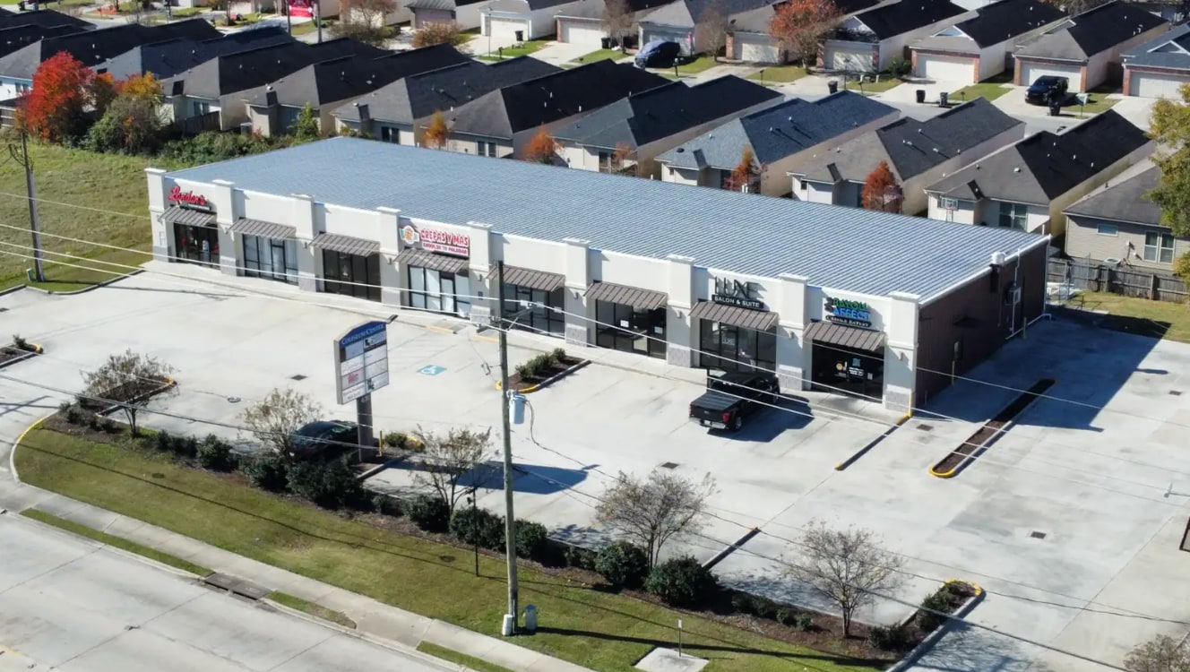 670 Oneal Ln, Baton Rouge, LA à louer Photo du bâtiment- Image 1 de 3