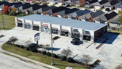 670 Oneal Ln, Baton Rouge, LA à louer Photo du bâtiment- Image 1 de 3