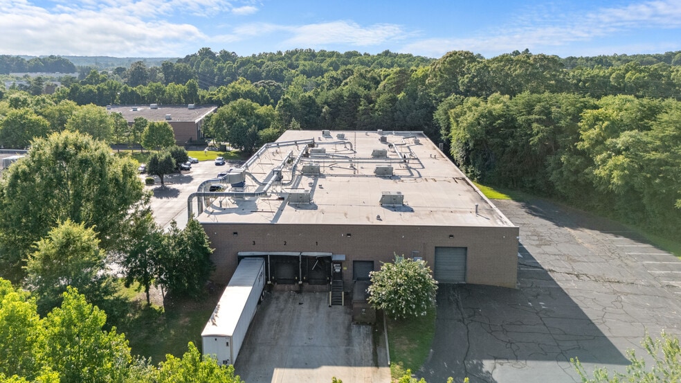 4320 Waterleaf Ct, Greensboro, NC for sale - Aerial - Image 2 of 6