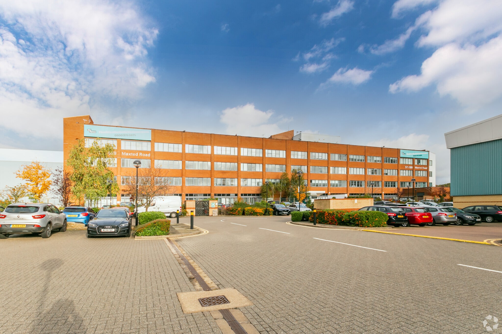 575-599 Maxted Rd, Hemel Hempstead for lease Primary Photo- Image 1 of 140