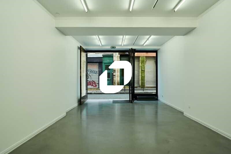 Retail in Paris for sale - Interior Photo - Image 3 of 12