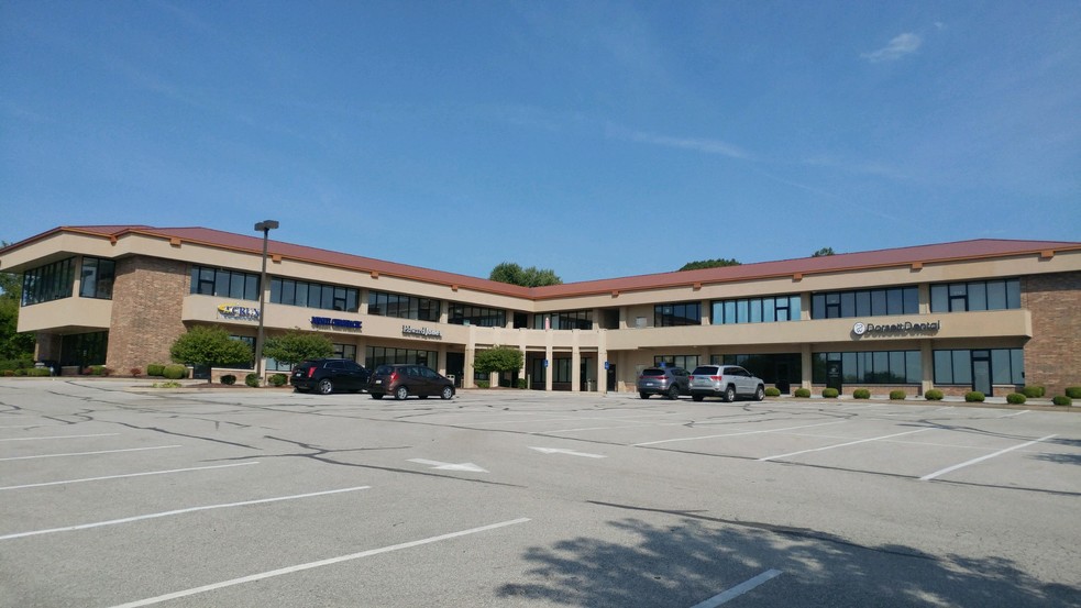 11705 Dorsett Rd, Maryland Heights, MO for lease - Building Photo - Image 1 of 1