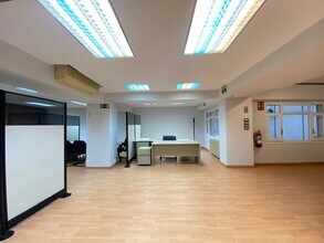 Commerce de détail dans Madrid, Madrid à louer Plan d’étage- Image 1 de 14