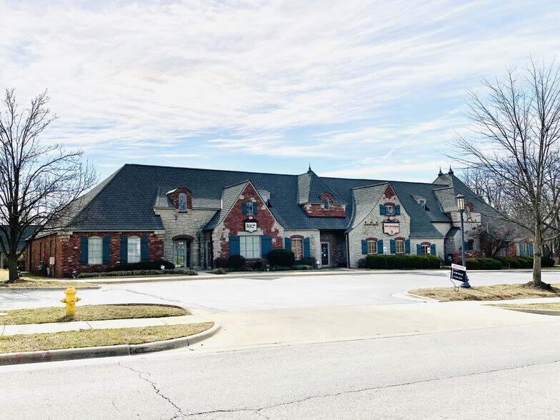 1420-1426 E Bradford Pky, Springfield, MO for lease - Building Photo - Image 2 of 42