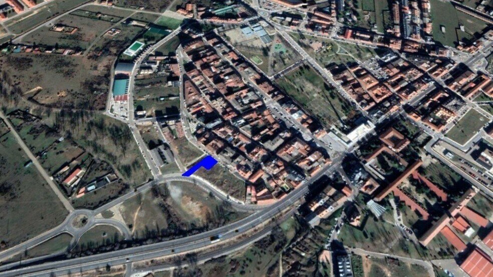 Land in Valverde de la Virgen, León for sale - Primary Photo - Image 2 of 4