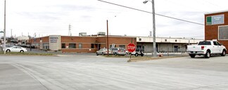 Plus de détails pour 3701-3709 E Monument St, Baltimore, MD - Industriel à louer