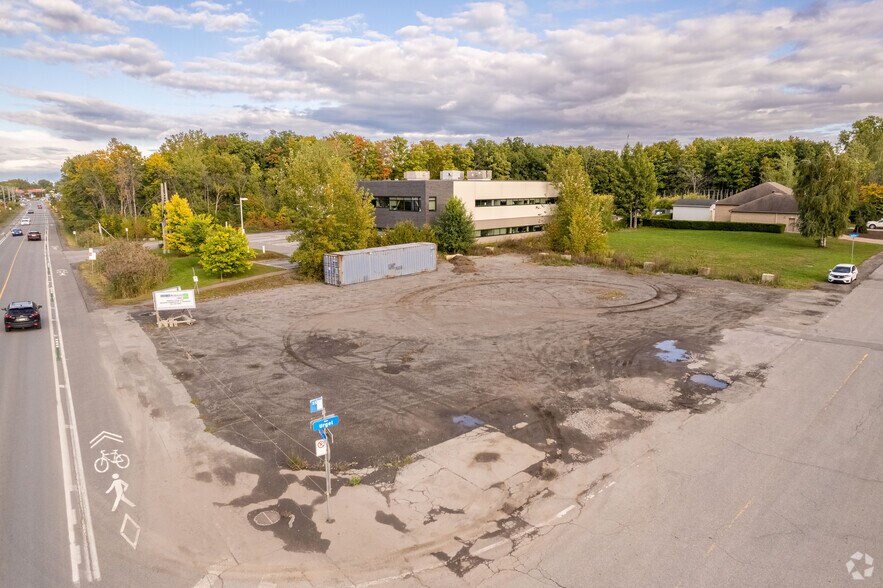 4272 Boul Dagenais O, Laval, QC for lease - Aerial - Image 3 of 8