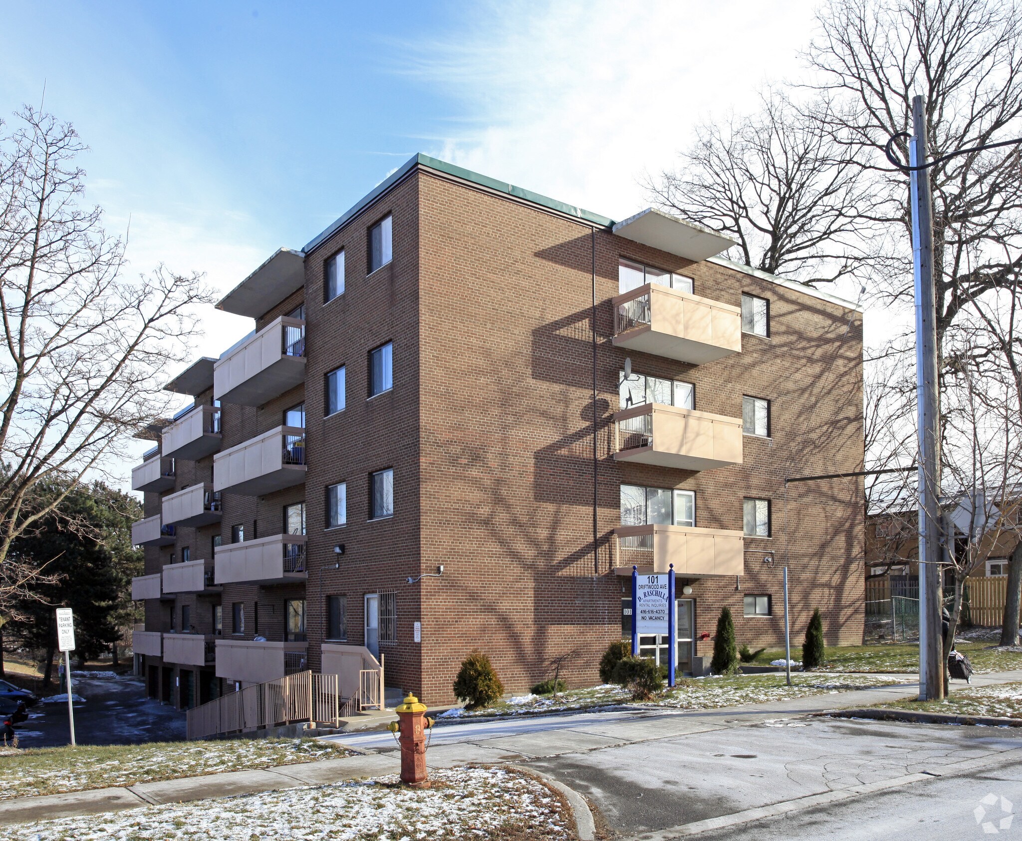 101 Driftwood Ave, Toronto, ON à vendre Photo principale- Image 1 de 1