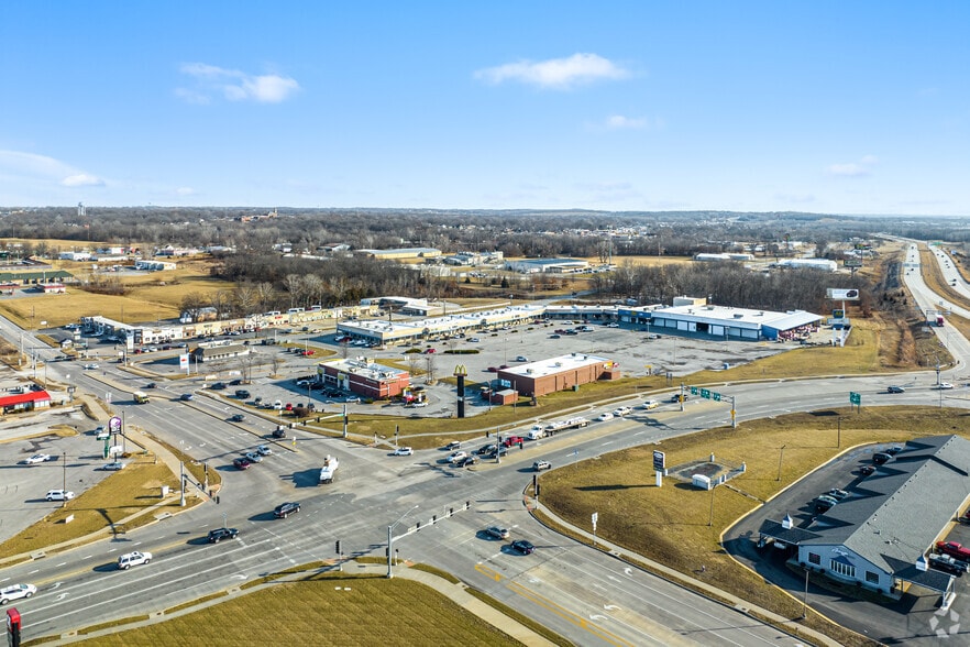2007-2061 N Commercial St, Harrisonville, MO for lease - Aerial - Image 2 of 5