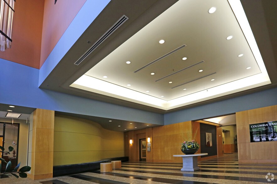 500 Broadway St, Vancouver, WA à louer - Hall d’entrée - Image 2 de 6