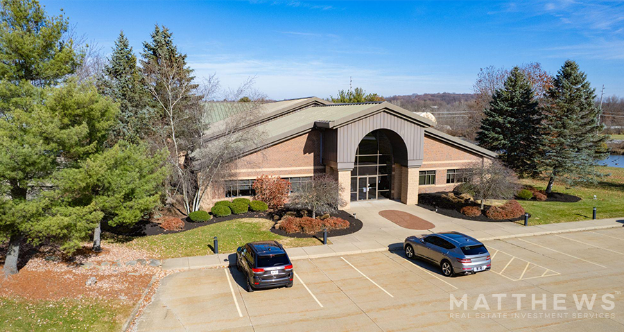 6835 Ridge Rd, Wadsworth, OH for sale - Building Photo - Image 1 of 1