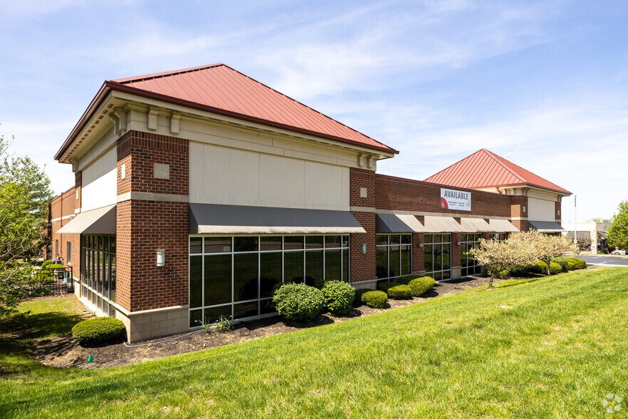 2151 North Bend Rd, Hebron, KY for lease - Building Photo - Image 2 of 17