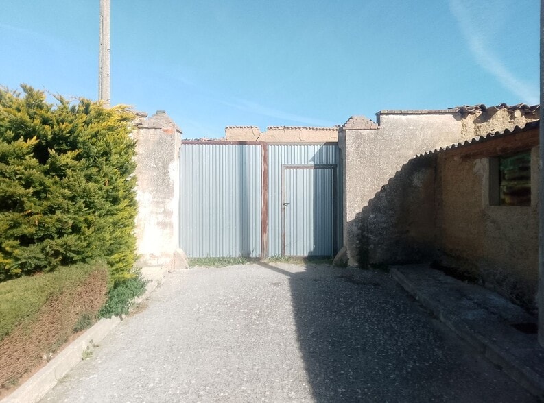 Calle del Corro Amarillo, 1, Mota del Marqués, Valladolid for sale - Building Photo - Image 3 of 13