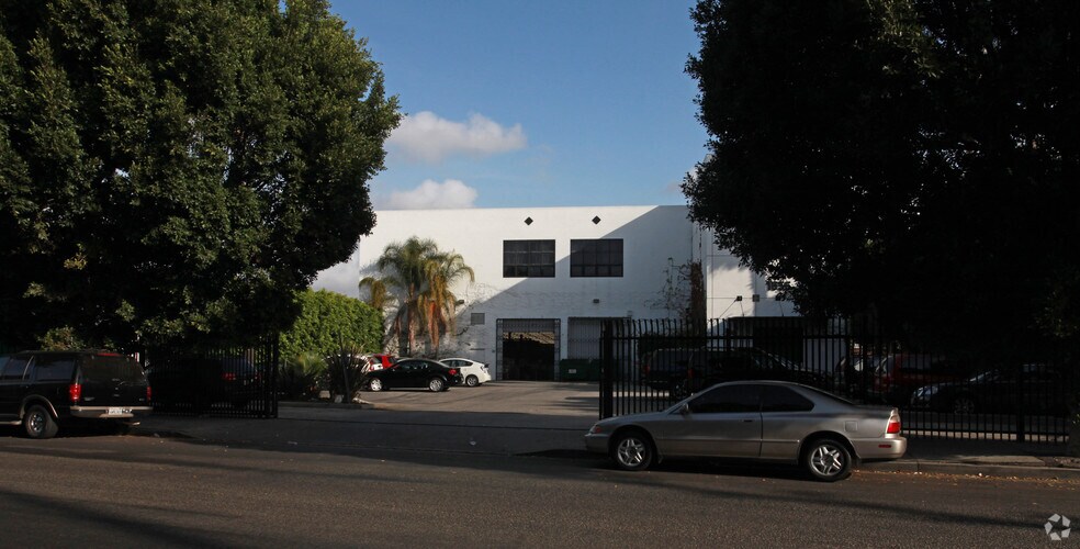 1655 E 14th St, Los Angeles, CA à vendre - Photo du bâtiment - Image 3 de 5