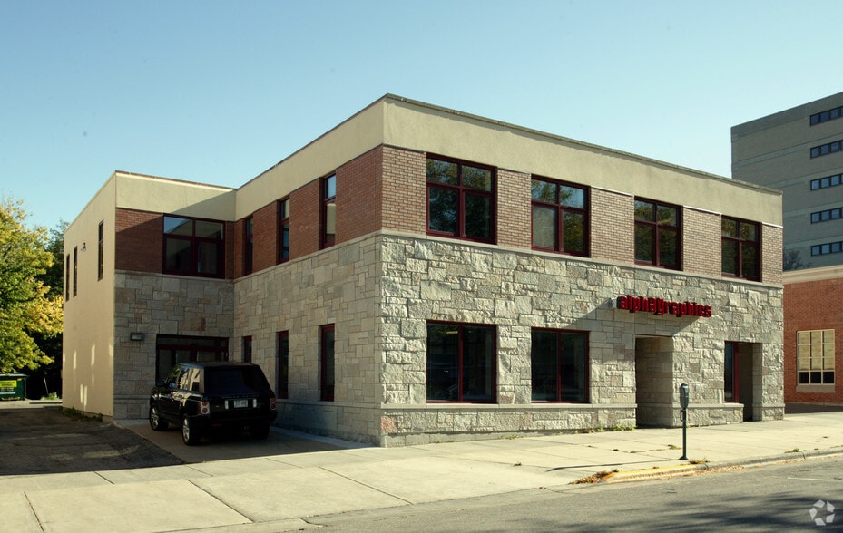 321 E Main St, Madison, WI for lease - Building Photo - Image 2 of 3