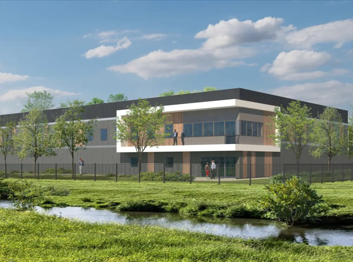 Flex in Persan for sale Building Photo- Image 1 of 10