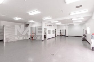 298 N Industrial Rd, Saint George, UT à louer Photo intérieure- Image 2 de 12