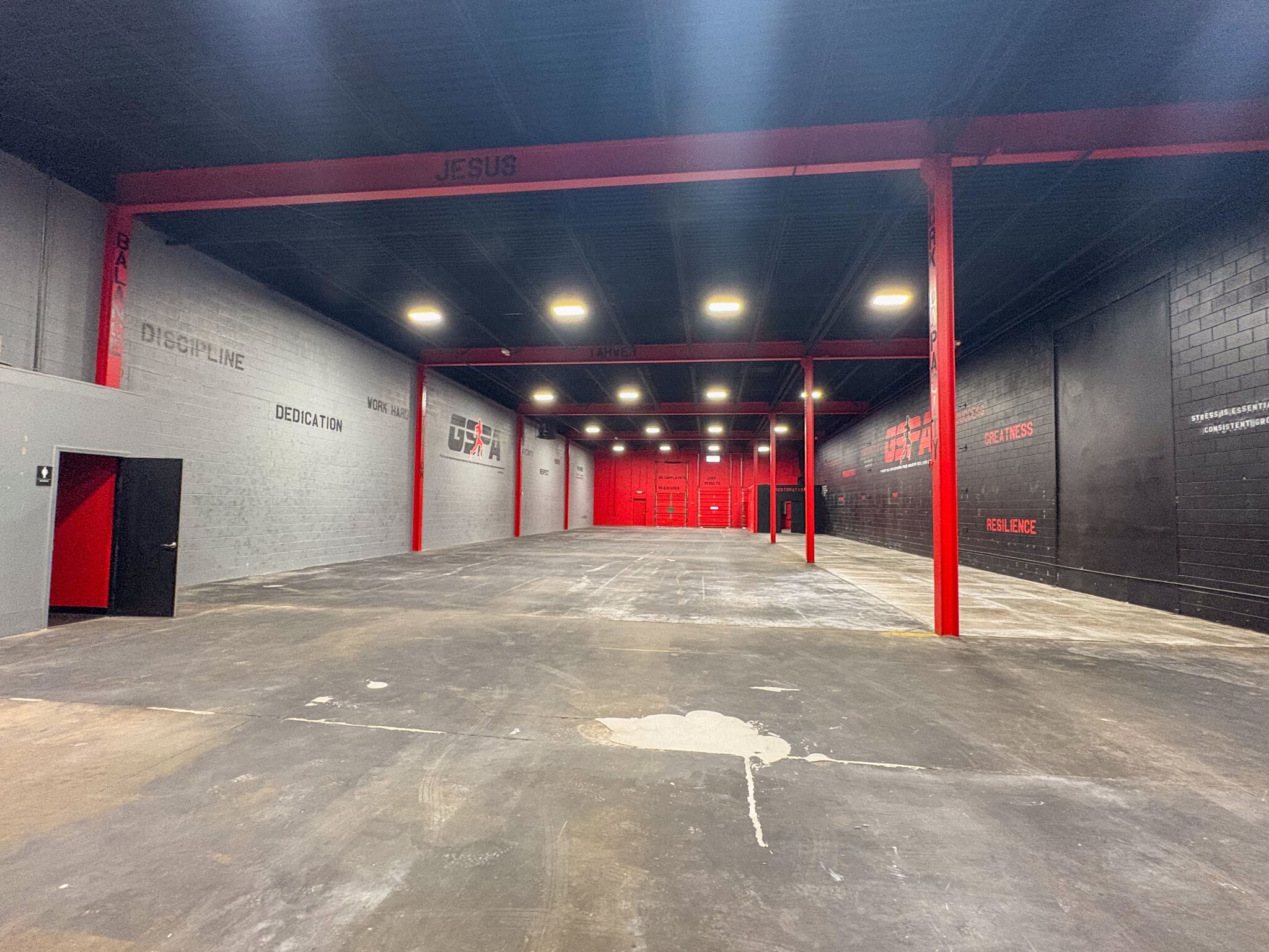 29001 Solon Rd, Solon, OH à louer Photo intérieure- Image 1 de 5