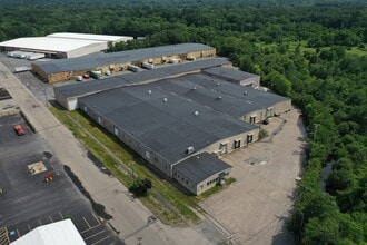 1 Mear Rd, Holbrook, MA à louer Photo intérieure- Image 1 de 11