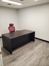 132 Central St, Foxborough, MA à louer Photo intérieure- Image 1 de 3