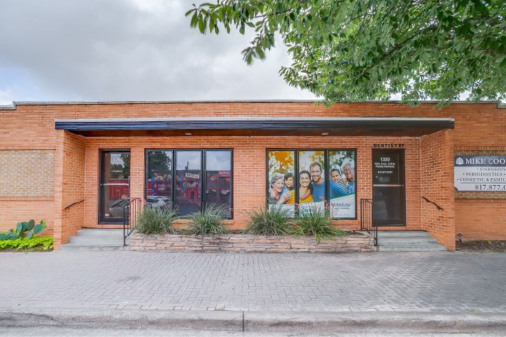 1300-1302 W Magnolia Ave, Fort Worth, TX for lease - Building Photo - Image 2 of 11