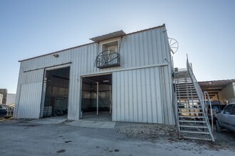 7765 Fm 482, New Braunfels, TX for lease Interior Photo- Image 2 of 37