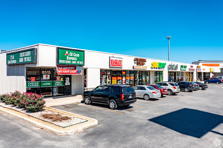 8515-8611 Perrin Beitel Rd, San Antonio, TX for lease - Building Photo - Image 2 of 17