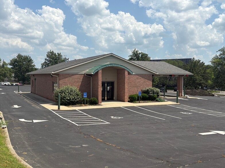 3000 Elbee Rd, Moraine, OH for lease - Building Photo - Image 2 of 6