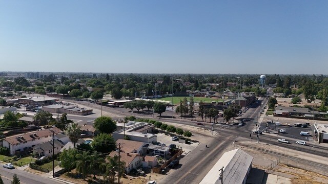 1200-1212 W Murray Ave, Visalia, CA à louer - Photo du bâtiment - Image 3 de 4