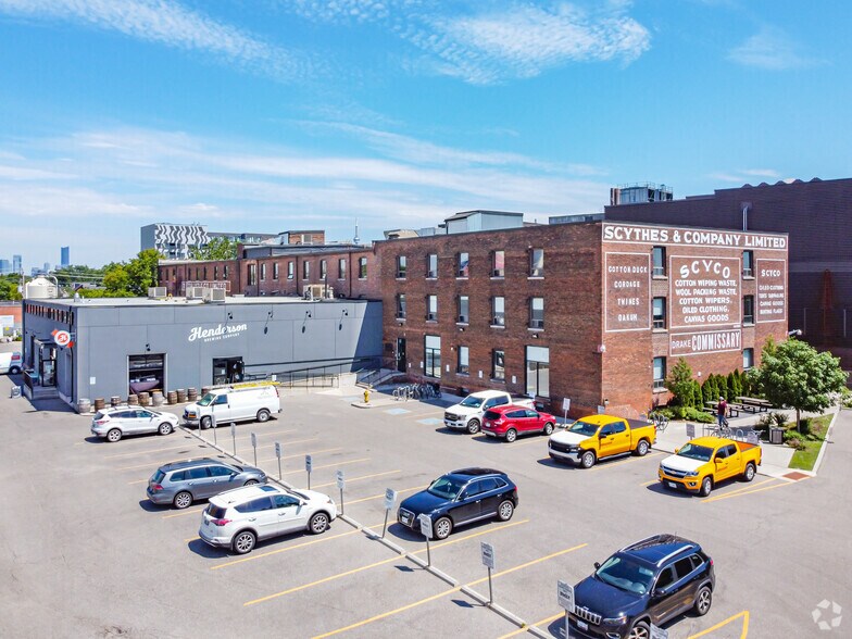 128 Sterling Rd, Toronto, ON à louer - Photo du bâtiment - Image 2 de 14