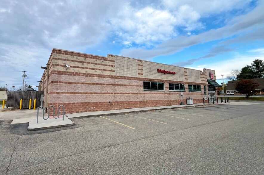 240 Broad St, Dublin, VA à louer - Photo du bâtiment - Image 3 de 3