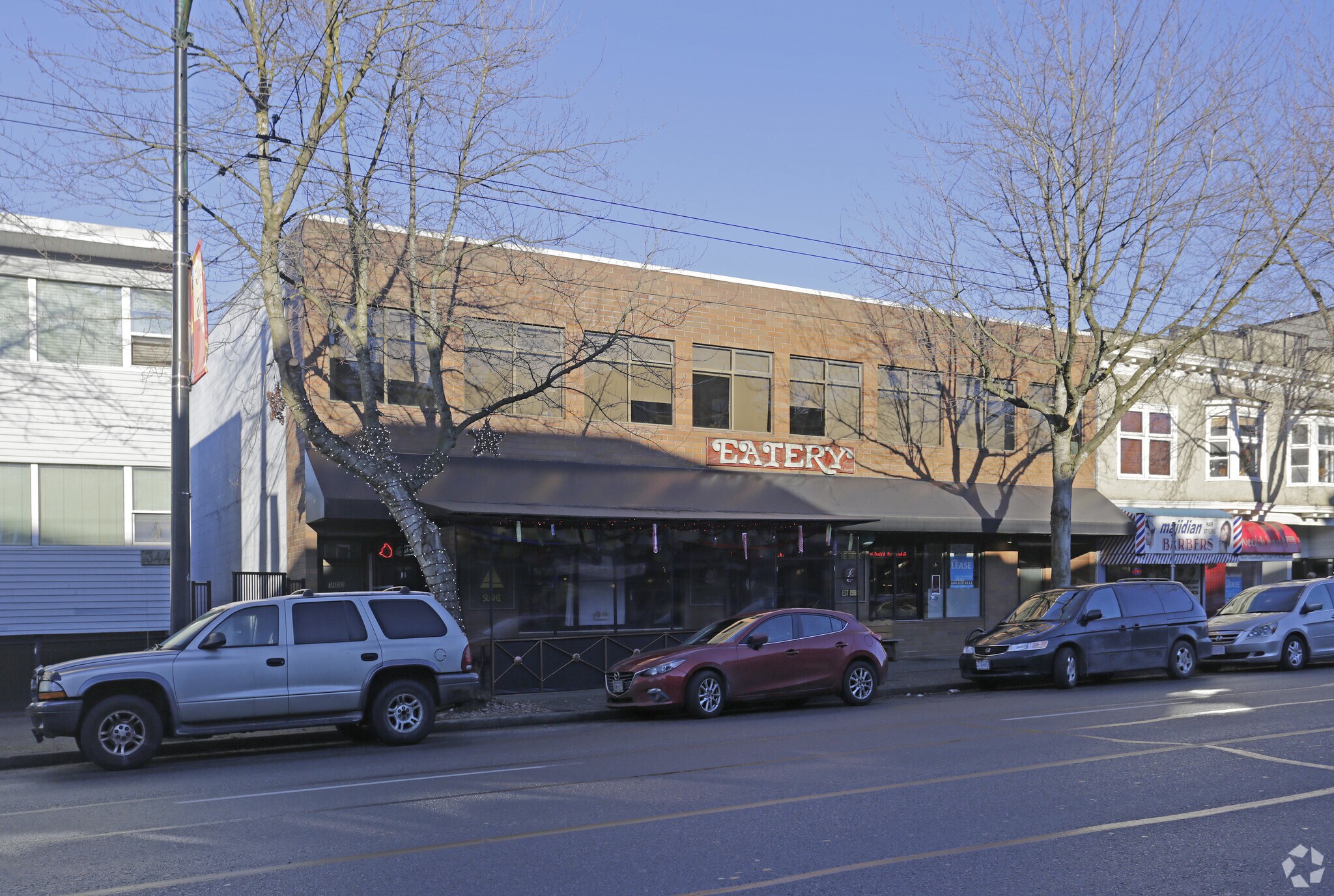 3429-3431 W Broadway, Vancouver, BC à vendre Photo principale- Image 1 de 1