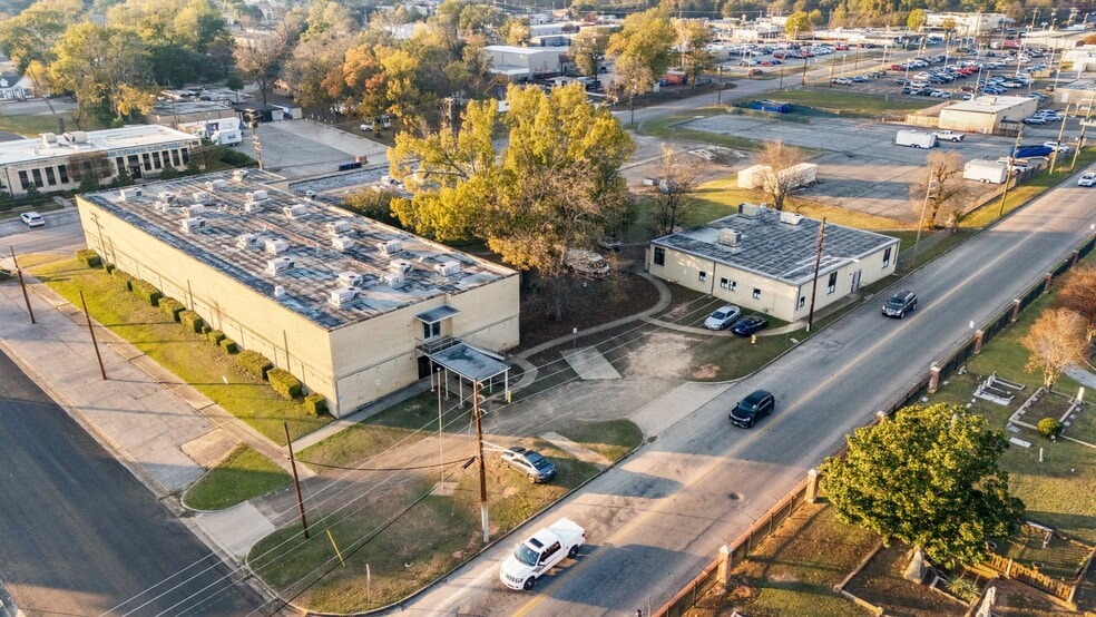 500 Magrill st, Longview, TX for sale - Building Photo - Image 2 of 24