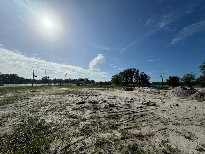 1834 Berkley Road, Auburndale, FL for sale - Building Photo - Image 2 of 9
