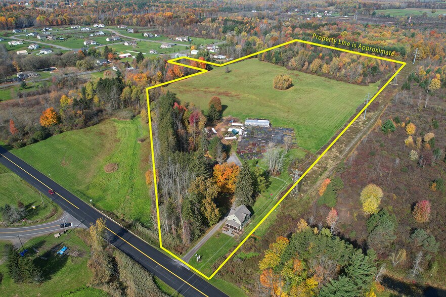 4913 State Route 31, Clay, NY à vendre - Photo du bâtiment - Image 1 de 9